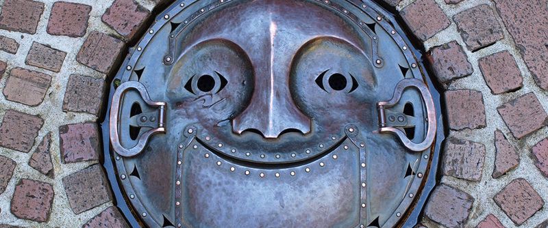 Mitaka bezeichnet die 13. Version von OpenStack. Namensgeber ist die japanische Stadt westlich von Tokio. Auf dem Bild: ein Kanaldeckel aus dem dortigen Ghibli-Museum.