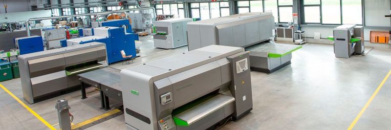 Das neue Richt-und Entgratcenter der Kohler Maschinenbau bietet alles was moderne Richttechnik und Kantenbearbeitung zu bieten hat – für Kaufinteressenten und vor allem für Kunden die Kohler mit dem Teilerichten beauftragen.