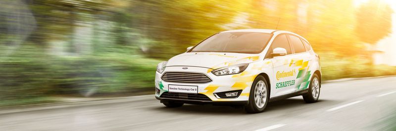 Continental und Schaeffler haben ein 48-Volt-Konzeptfahrzeug vorgestellt, dass 25 Prozent effizienter als ein herkömmlicher Antrieb arbeitet.