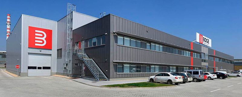 Der Automobilzulieferer Boge Rubber & Plastics hat eine zweite Fabrikhalle im slowakischen Trnava gebaut.
