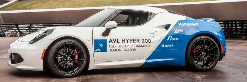 Um die Leistung von 200 Kilowatt pro Liter zu erreichen, setzte AVL beim Projekt Hyper 200 eine Bi-Turbo-Aufladung mit Zweistufen-Kompressor und einstufiger Turbine ein.