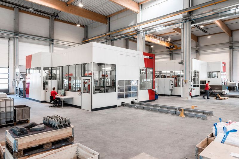 Die VX4000, das größte industrielle 3D-Drucksystem für Sandformen, nimmt den Betrieb in den USA auf.
