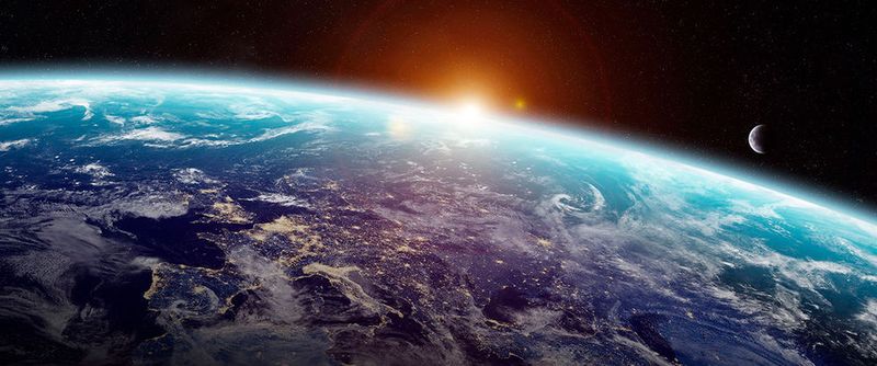 Von dort, wo die Sonne aufgeht, ins Abendland: Der chinesische Hersteller Lenovo lässt Unternehmens- und Rechenzentrums-IT nun auch in Ungarn bauen.