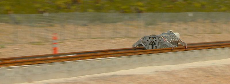 Wer blinzelt, verpasst's: Innerhalb von einer Sekunde wurde der Hyperloop-Schlitten auf 53 Meilen pro Stunde (etwa 85 km/h) beschleunigt.