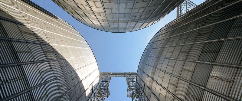 IT-Silos wie Compute, Storage, Networking, weichen der Cloudifizierung, doch häufig belibt die Betriebsorganisation unverändert. Es entsteht eine Schatten-IT.