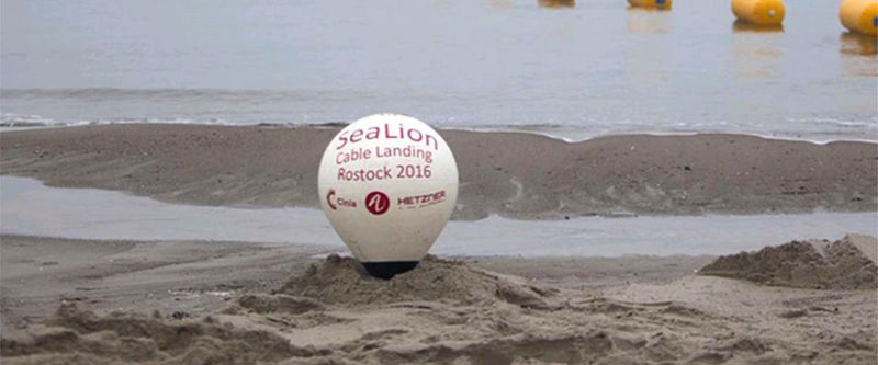 C-Lion 1 von Cinia trifft in Rostock auf Land, dann geht es terrestrisch weiter nach Frankfurt.
