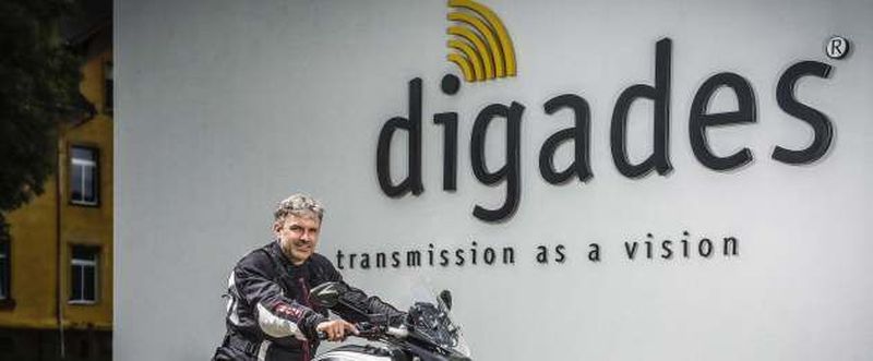Lutz Berger, CEO und Gesellschafter der Firma Digades, revoltioniert den Motorradmarkt.