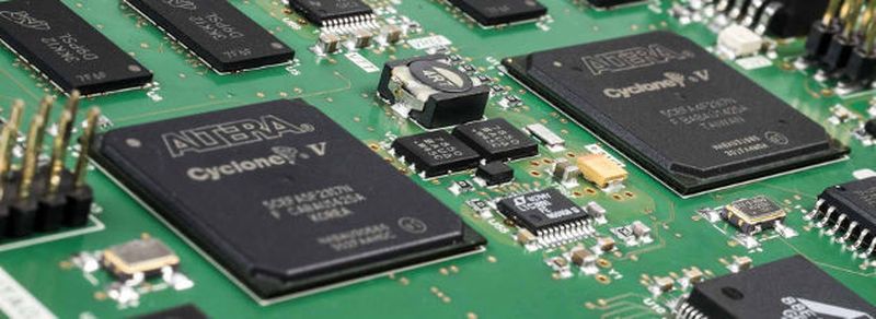 Bei der Entwicklung sicherheitsgerichteter industrieller Anwendungen (im Bild: SafeFlex Functional Safety Development Kit von NewTec) kommt es auf mehrere grundlegende Faktoren an, die die Auswahl eines geeigneten FPGA-Bausteins maßgeblich beeinflussen.