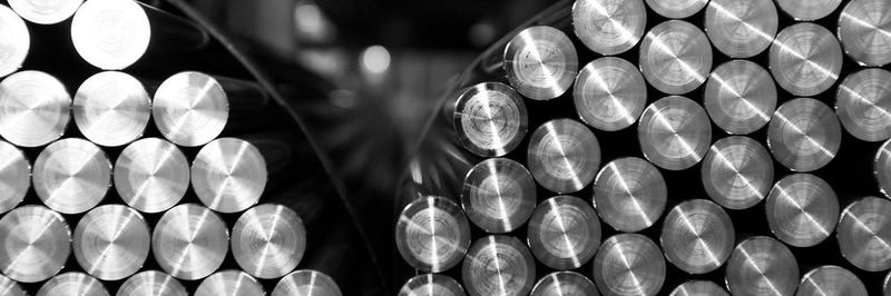 Durch die Einzelstabvergütung erreicht der Spezialvergütungsstahl von Steeltec höchste Festigkeitsklassen und homogene mechanische Eigenschaften über die gesamte Charge.