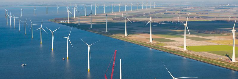 Auf jedem der 48 Windräder im Windpark Westermeerwind kommt ein Davit-Kran zum Einsatz.