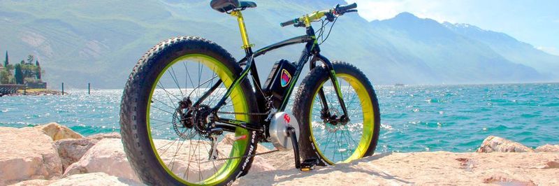 Ein zum E-Bike umgebautes Fat Bike mit einem 750-W-Antrieb.