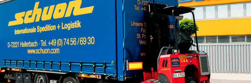 Insgesamt sind jetzt 18 Jumbo-Lkw mit Mitnahmestaplern der Firma Palfinger im Einsatz.