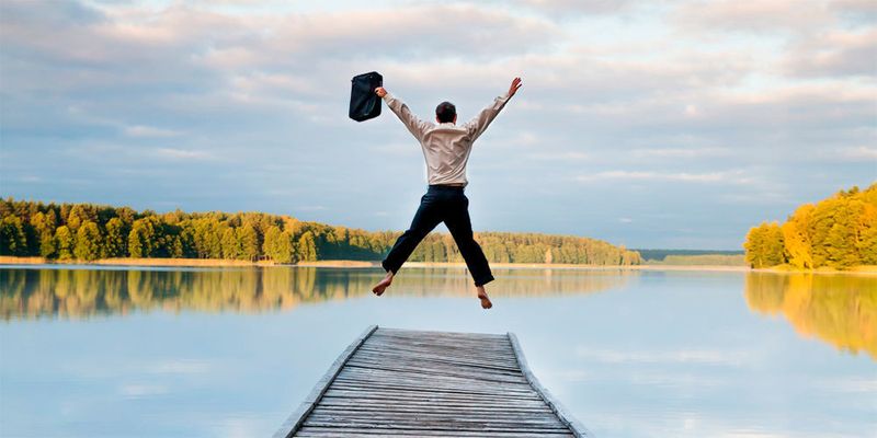 Trotz Cloud und Unified Communications: Endlich mal offline – jedem Arbeitnehmer stehen mindestens 20 Urlaubstage zu, an denen er nicht beruflich erreichbar sein muss.