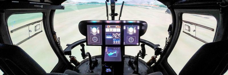 Augmented Reality im Cockpit: Sensoren an den Kufen des Hubschraubers erfassen zusätzliche Informationen und projizieren sie auf die Datenbrille des Piloten.