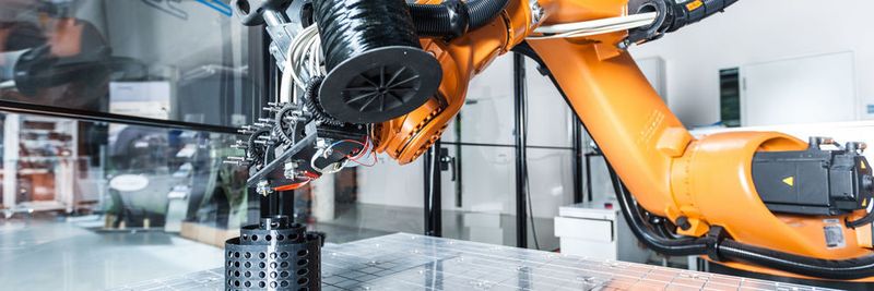 Der 3D Fibre Printer des Fraunhofer IPA ermöglicht es, Composites zu verdrucken und stabilere Bauteile herzustellen.