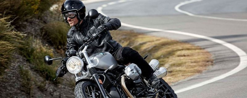 Günstiger als die R nine T, aber trotzdem cool: die Scrambler.