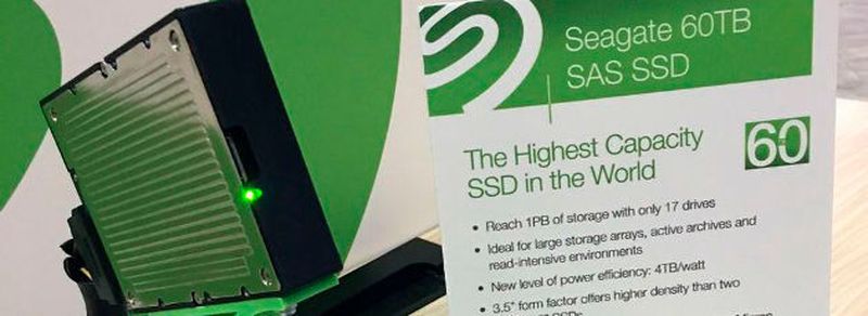 Neue Rekord-SSD: Auf dem Flash Memory Summit im kalifornischen Santa Clara präsentierte Festplattenhersteller Seagate die welt erste 3,5-Zoll-SSD mit 60 TByte Speicherplatz.