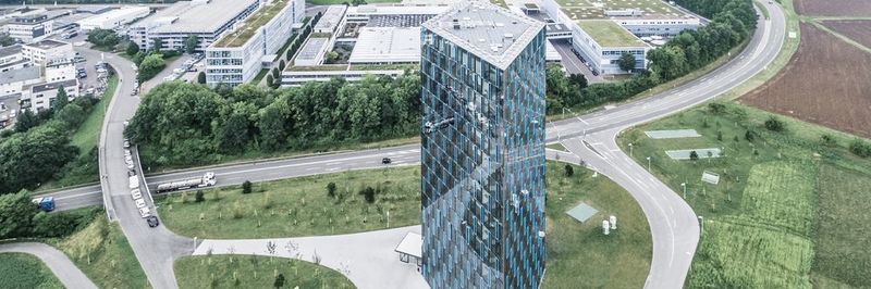 Alle Vertriebsaktivitäten im Bereich der Automatisierungstechnik auf dem deutschen Markt hat Festo zum 1. Juli 2016 in eine eigenständige Gesellschaft überführt. Hauptsitz ist das Automation Center in Esslingen-Berkheim