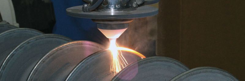Laserbasierte additive Fertigung einer Extruderschnecke aus Edelstahl.