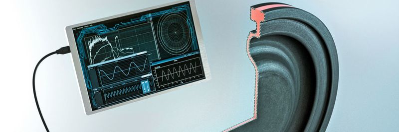 Intelligente, di-elektrische Membran: Liegt an den äußeren Schichten eine Wechselspannung an, dann lässt sich die Längenänderung einer Membran über die Kapazität messen.