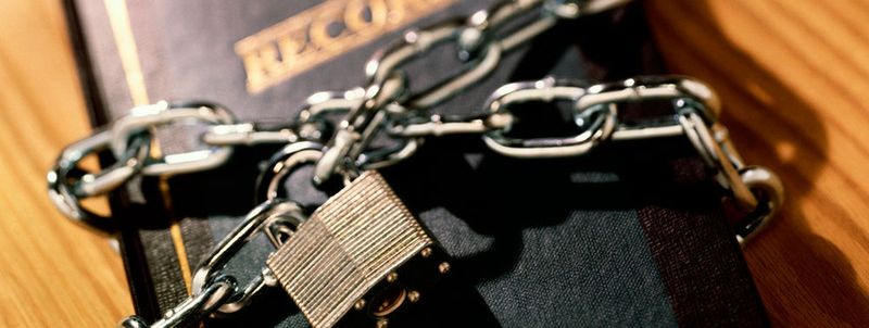 Wer die Sicherheit und Integrität von Daten wahren möchte, sollte IT-Lösungen, -Dienste und -Produkte von Grund auf sicher umsetzen.