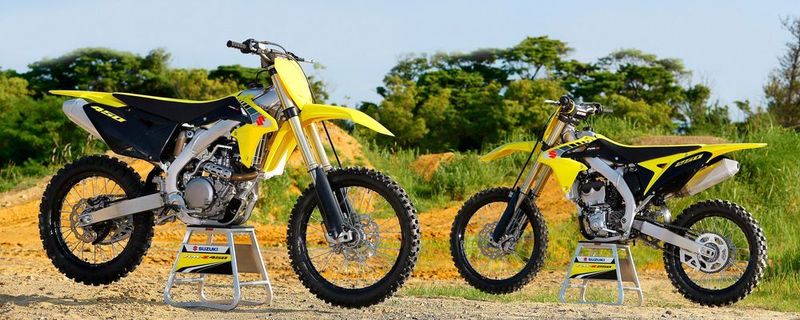 Die Suzuki-Motocrosser RM-Z 450 und RM-Z 250 erhalten für das Modelljahr 2017 einen neuen, stylischen Look.