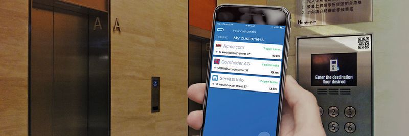 Der Servicemitarbeiter wird nach Nähe und Kapazität ausgewählt und erhält alle wichtigen Informationen auf sein mobiles Endgerät. Vor Ort protokolliert eine App den Einsatz.