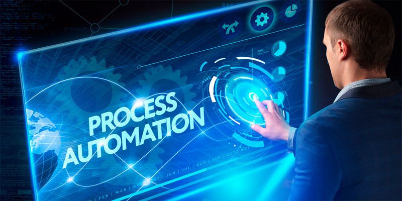 Der Einsatz von Container-Technologien spart nicht nur Ressourcen, auch die Verwaltung ist dank automatisierter Prozesse verhältnismäßig einfach zu bewerkstelligen.