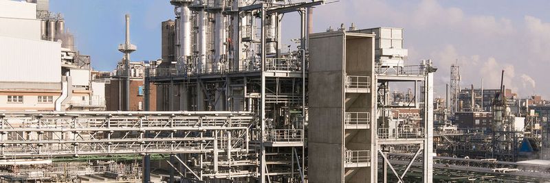 BASF betreibt Anlagen zur Polyamidproduktion in Ludwigshafen, Antwerpen sowie in Freeport/USA und im chinesischen Shanghai.