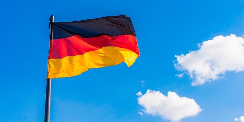 Unter dem Namen Azure Deutschland stehen Infrastruktur-, Plattform- und IoT-Dienste der Microsoft Cloud-Plattform Azure ab sofort auch aus deutschen Rechenzentren in Frankfurt/Main und Magdeburg zur Verfügung.
