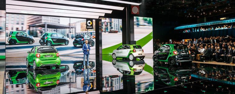 Die Mondial de l`Automobile lockt wieder die großen Marken der Automobilindustrie nach Paris. Vernetzt, elektrifiziert und automatisiert – auch an der Seine führt daran kein Weg vorbei.