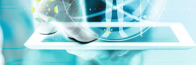 Wearables, das sind kleine, mobile Computersysteme, die von ihren Benutzern am Körper getragen werden.