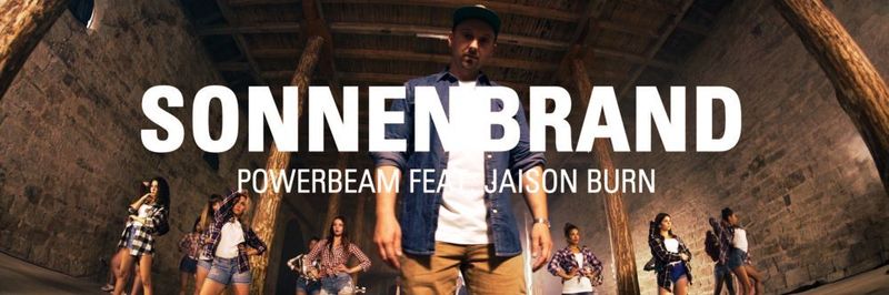 Die Kampagne von HELLA für seine neue Arbeitsscheinwerfer-Reihe „Powerbeam“ ist wirklich ccol! Unter dem Titel „Mein Powerbeam macht Sonnenbrand“ entstanden ein aufwändiges Video und einen hitverdächtigen Song. So macht B2B Marketing Spaß.