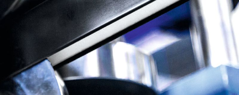 Versteifungsprofil für den Cargobereich aus vorlackiertem Bandstahl.