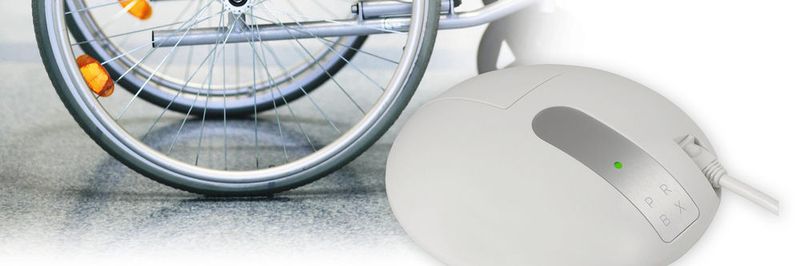 Das externe Netzteil Powerbox EXM 225 für den Einsatz im Homecare-Bereich ist halblinsenförmig und sieht schick aus. Außerdem kann es von einem Rollstuhl oder einem Krankenhausbett überfahren werden, ohne dass die Räder blockieren.