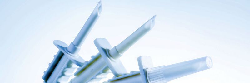 Neben Gehäusen fertigt Fleima-Plastic auch Stechdorne (Bild) und Kappen aus dem ABS-Werkstoff.