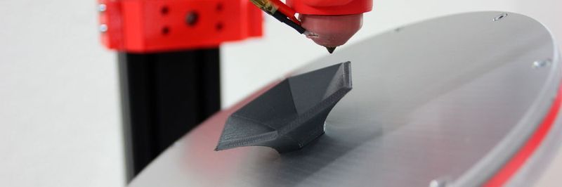 3D-Drucker mit beweglicher Druckplatte