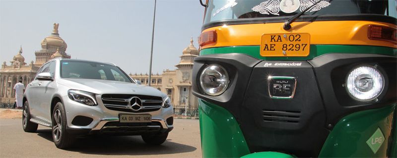 Acht Millionen Menschen und quasi keine Verkehrsregeln – jedenfalls aus deutscher Sicht. Eine Fahrt durch Bangalore strapaziert die Nerven.