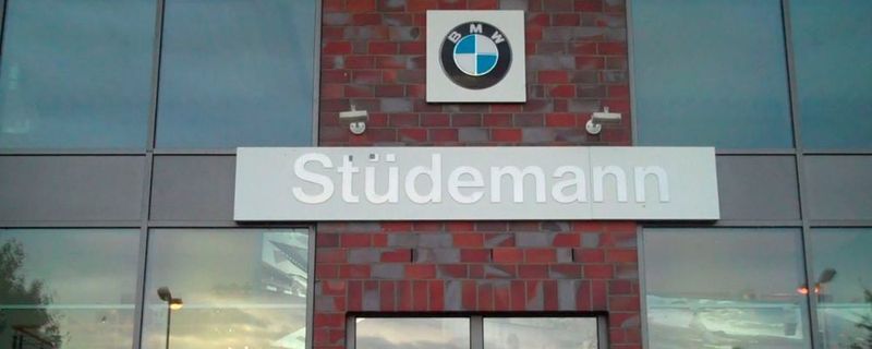 BMW Stüdemann in Hamburg - seit vielen Jahren eine weiß-blaue Institution in der Hansestadt.