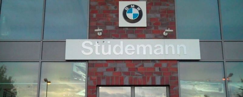 BMW Stüdemann in Hamburg - seit vielen Jahren eine weiß-blaue Institution in der Hansestadt.