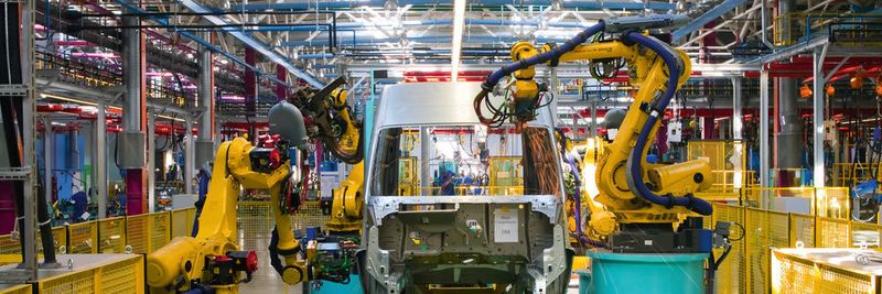 Im Roh- und Karosseriebau herrscht ein sehr hoher Automatisierungsgrad - im Gegensatz zur Endmontage mit rund zehn Prozent.