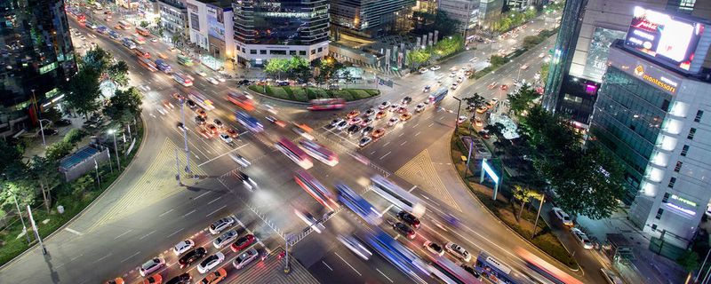 Die Automobilindustrie und ihre Zulieferer investieren in Deutschland die höchsten Forschungssummen – rund jeder zweite Euro kommt dabei aus der Branche.