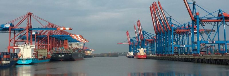 Um die Luftqualität im Hamburger Hafen zu messen und zu verbessern, wurde in einem Pilotprojekt der Hafen mit Sensoren ausgestattet.