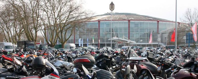 Im Frühjahr 2017 ziehen zahlreiche regionale Motorradmessen Besucher an, wie hier die Motorräder Dortmund.