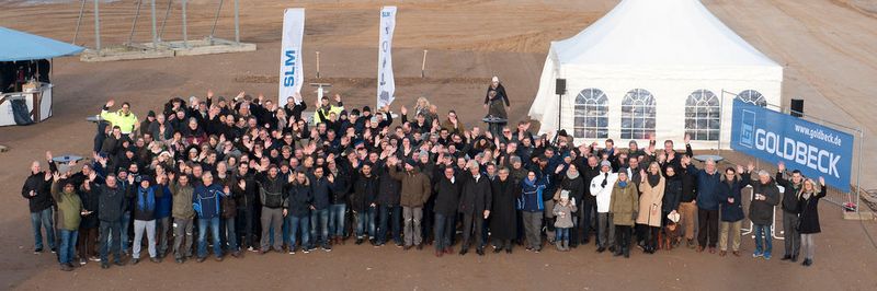 Mit der räumlichen Erweiterung ist auch eine Vergrößerung des derzeit 310 Mitarbeiter umfassenden Teams eingeplant. Die gewerblichen Arbeitsplätze sollen sich laut dem Unternehmen verdoppelt.