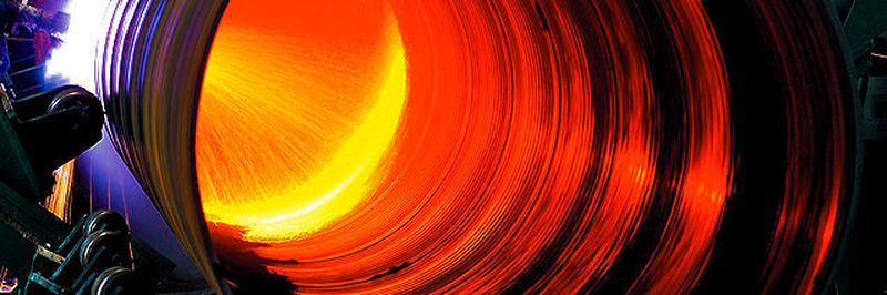 Damit die Pipelinerohre über viele Jahre den Belastungen standhalten, muss schon in der Produktion auf Qualität geachtet werden.