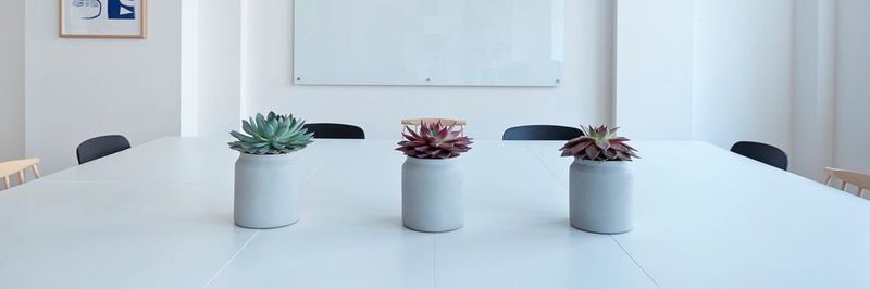 Je größer ein Unternehmen, desto länger ist die Recherchephase und desto mehr Personen sind in die Entscheidung involviert.