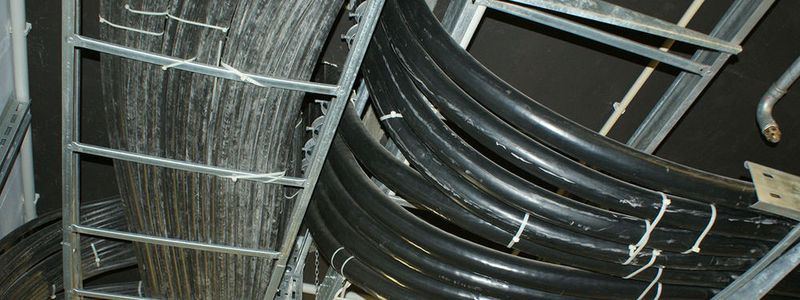 Blick hinter die Kulissen: 2012 erfolgte der erste große Umbau des Rechenzentrums von EMC HostCo, Anpassungen an neue Standards und Technik sind Daueraufgabe. Doch in diesem Jahr vedoppelt das Unternehmen seine RZ-Kapazität.