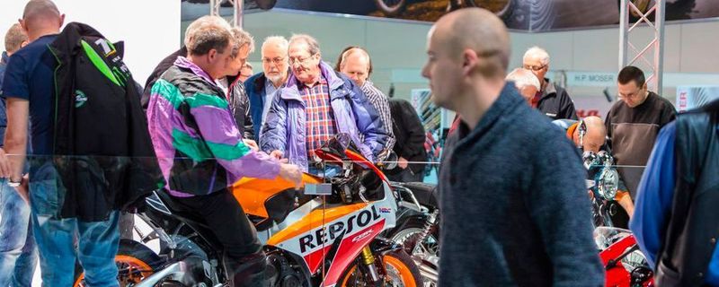 Im ersten Monat in 2017 hat der Schweizer Motorradmarkt ein Minus zu verzeichnen. Das muss aber noch kein schlechtes Omen für den Rest des Jahres sein: Gerade im Hinblick auf die für 2017 präsentierte Flut von Neuheiten, die auch nächstes Wochenende auf der Swiss-Moto zu sehen sein wird, ist noch alles offen.