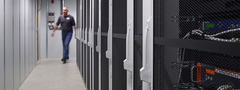 Als Highlight auf der CeBIT 2017 zeigt Rittal einen 40-Fuß großen Container, genannt „Rimatrix Balanced Cloud Center“ (BCC).